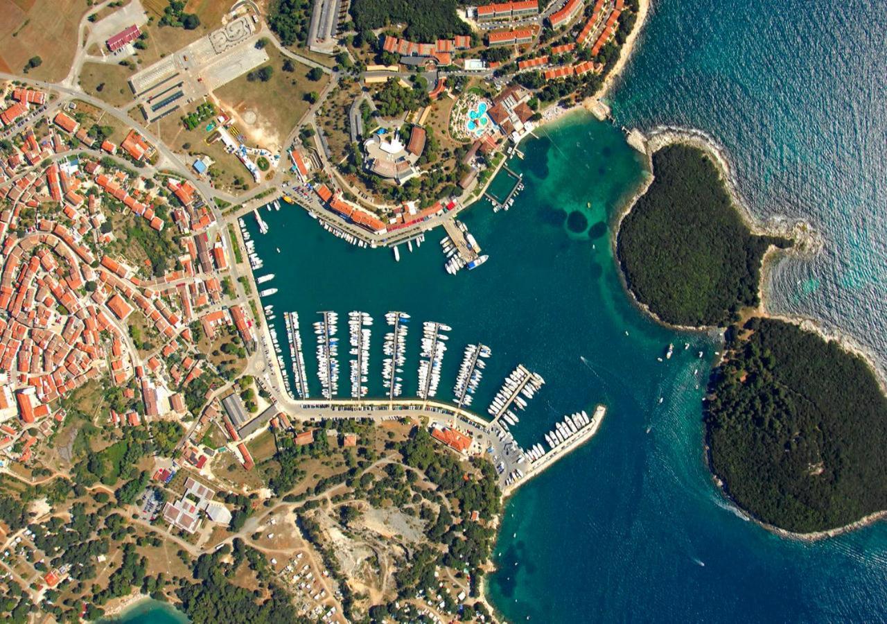 Апартаменты Adria Врсар Экстерьер фото